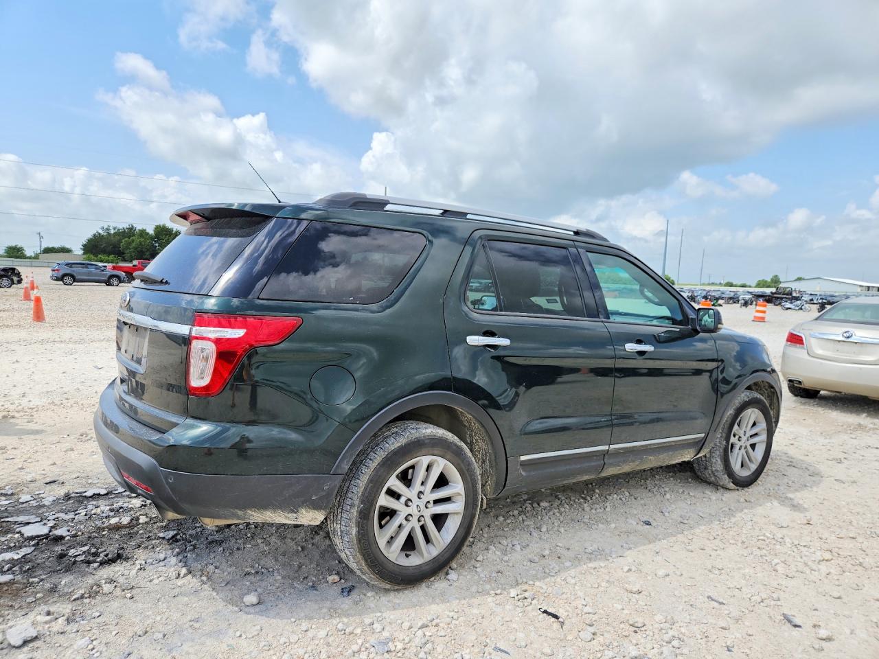 2013 Ford Explorer VIN 1FM5K7D90DGA04057 COPART salvage auction — Front End, TX - SALVAGE VEHICLE TITLE, sold $1,450 on 2026-07-09 (photo 3)