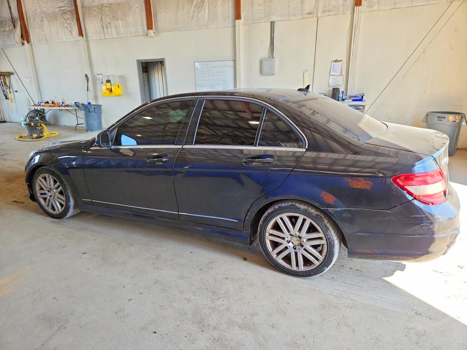 2008 Mercedes-benz C-klasse VIN WDDGF81X68F116339 COPART salvage auction — SIDE, Ky - Cert Of Title-Salvage, sold $575 on 2026-07-06 (photo 2)