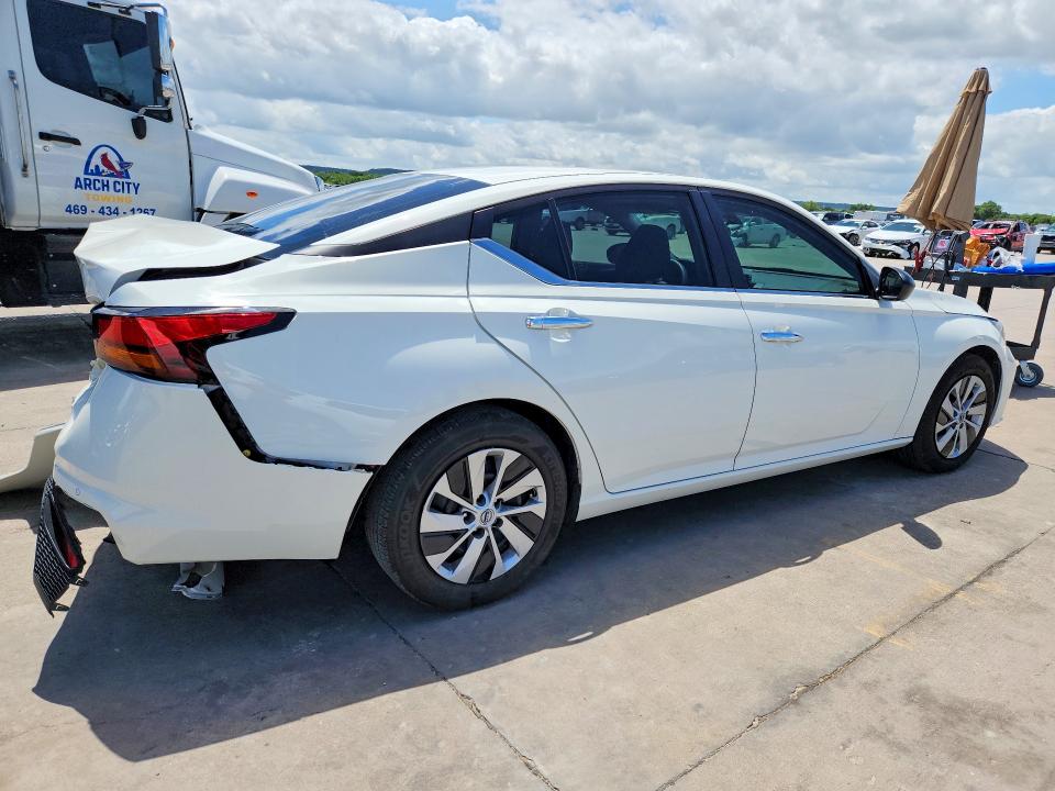 2024 Nissan Altima VIN 1N4BL4BV4RN381485 COPART salvage auction — REAR END, Tx - Salvage Vehicle Title, sold $4,450 on 2026-07-02 (photo 3)