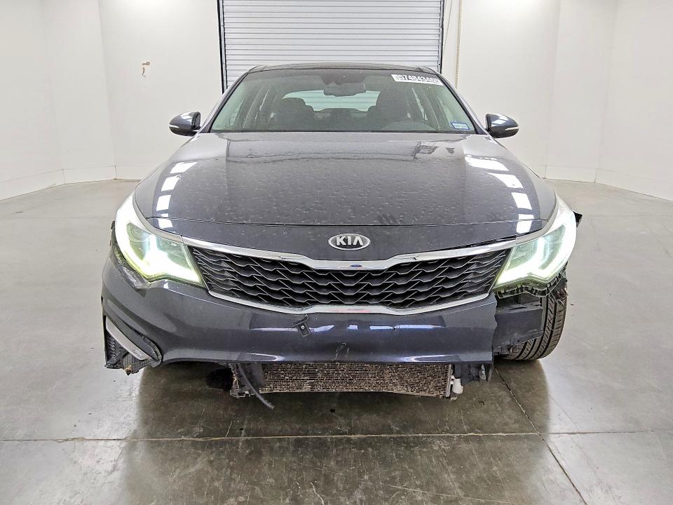 2019 Kia Optima VIN 5XXGT4L32KG299463 COPART salvage auction — FRONT END, TX - CERTIFICATE OF TITLE, sold $150 on 2026-07-28 (photo 5)