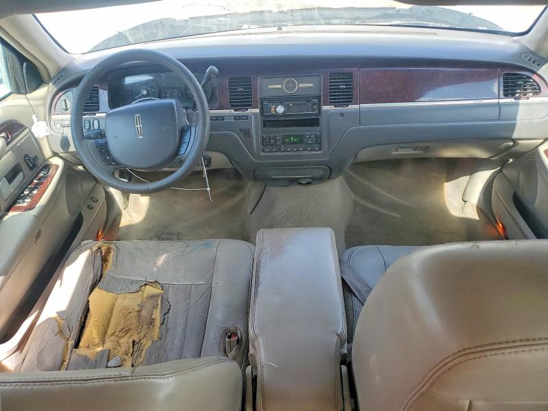 2007 Lincoln TOWN CAR VIN 1LNHM81W17Y617942 COPART salvage auction — REAR END, Nm - Certificate Of Title, sold $275 on 2026-07-10 (photo 8)