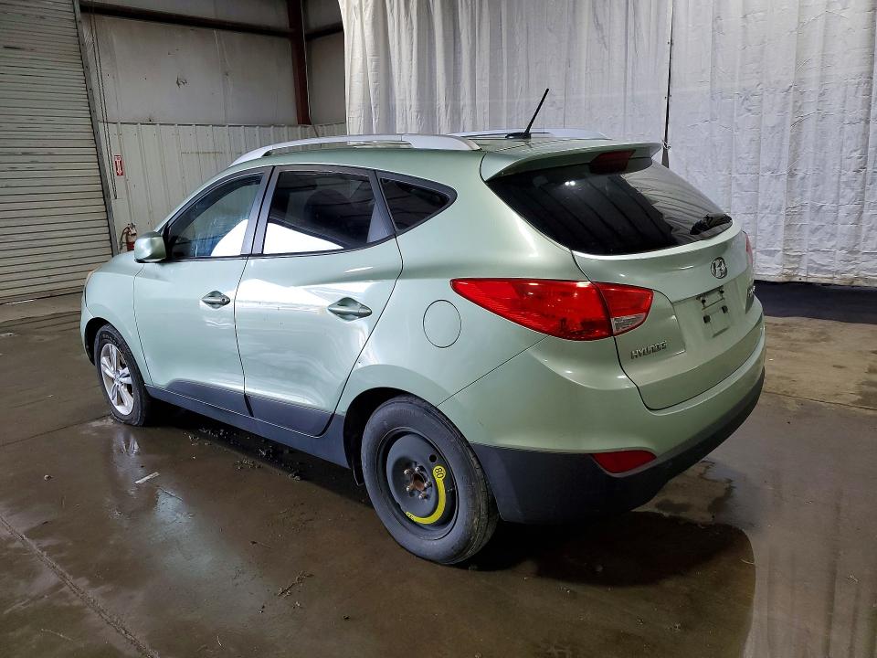 2011 Hyundai Tucson VIN KM8JU3AC3BU192122 COPART salvage auction — NORMAL WEAR, Va - Certificate Of Title, sold $200 on 2026-07-28 (photo 2)