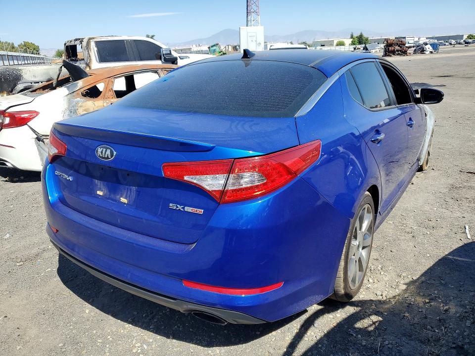 2012 Kia Optima VIN 5XXGR4A61CG015379 COPART salvage auction — BURN, CA - NON-REPAIRABLE VEHICLE CERT, sold $200 on 2026-07-24 (photo 3)