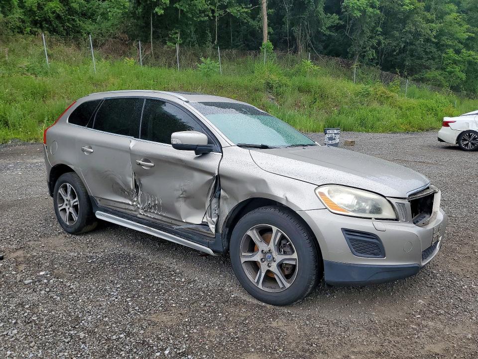 2012 Volvo VIN YV4902DZ1C2268900 COPART salvage auction — REAR END, Ct - Cert Of Title-Salvage, sold $450 on 2026-07-14 (photo 4)