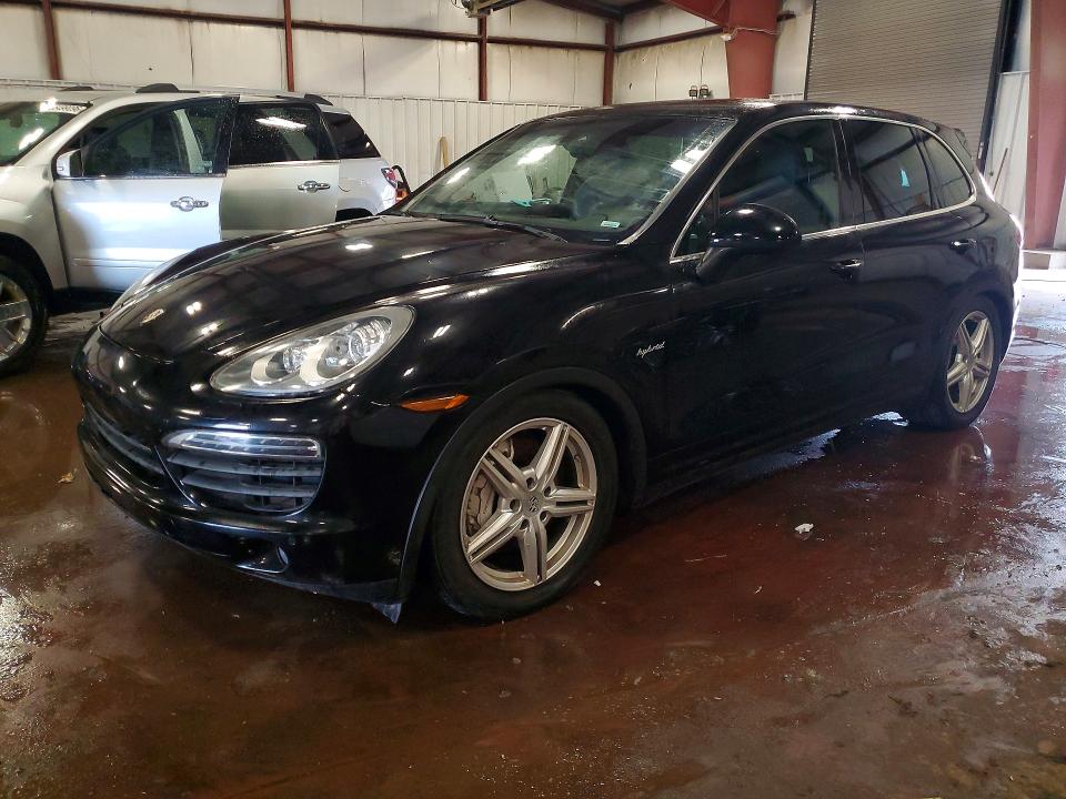 2012 Porsche Cayenne VIN WP1AE2A26CLA90659 COPART salvage auction — WATER/FLOOD, MI - CERT OF TITLE-FLOOD VEHICLE, sold $200 on 2026-07-24 (photo 1)