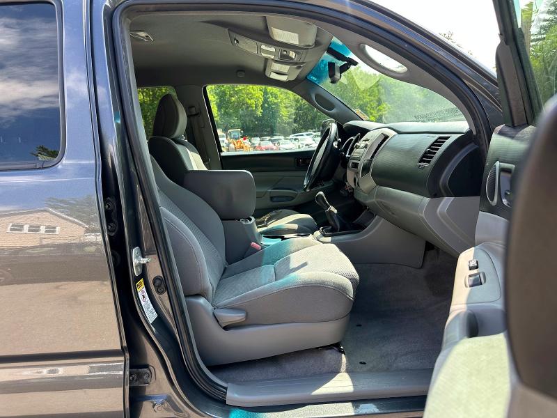 2010 Toyota Tacoma VIN 5TELU4EN4AZ695193 COPART salvage auction — MINOR DENT/SCRATCHES, Ma - Certificate Of Title (P), sold $8,200 on 2026-07-14 (photo 8)