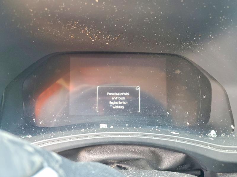 2025 Toyota Highlander VIN 5TDAAAA57SS026080 COPART salvage auction — ROLLOVER, Sc - Non-Reb & Rem Salvage Title, sold $10,600 on 2026-07-15 (photo 9)