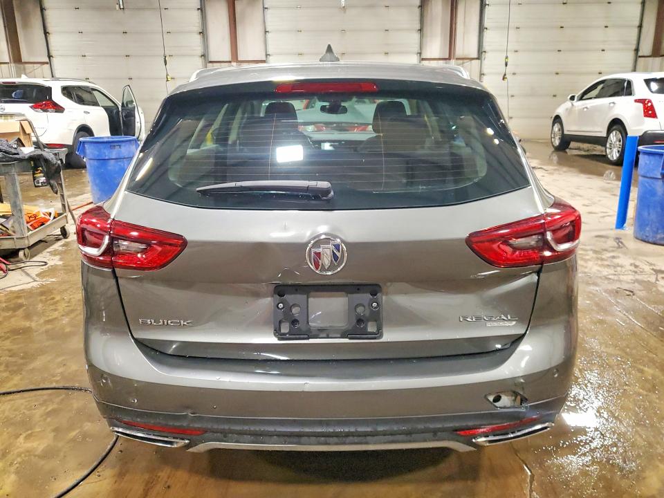 2018 Buick . VIN W04GV8SX9J1110768 COPART salvage auction — FRONT END, Pa - Certificate Of Salvage, sold $1,850 on 2026-07-21 (photo 6)