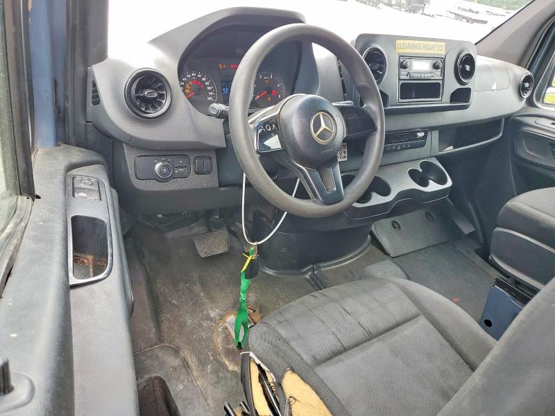 2019 Mercedes-benz Sprinter VIN WD4PF1CD7KP145702 COPART salvage auction — ALL OVER, Ga - Certificate Of Title, sold $7,800 on 2026-07-29 (photo 8)