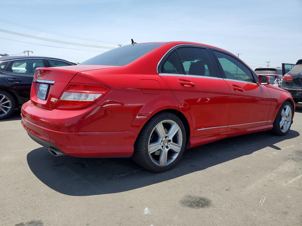 2011 Mercedes-benz C class VIN WDDGF5EB8BR152214 COPART salvage auction — MINOR DENT/SCRATCHES, CA - SALVAGE CERTIFICATE, sold $750 on 2026-08-10 (photo 3)