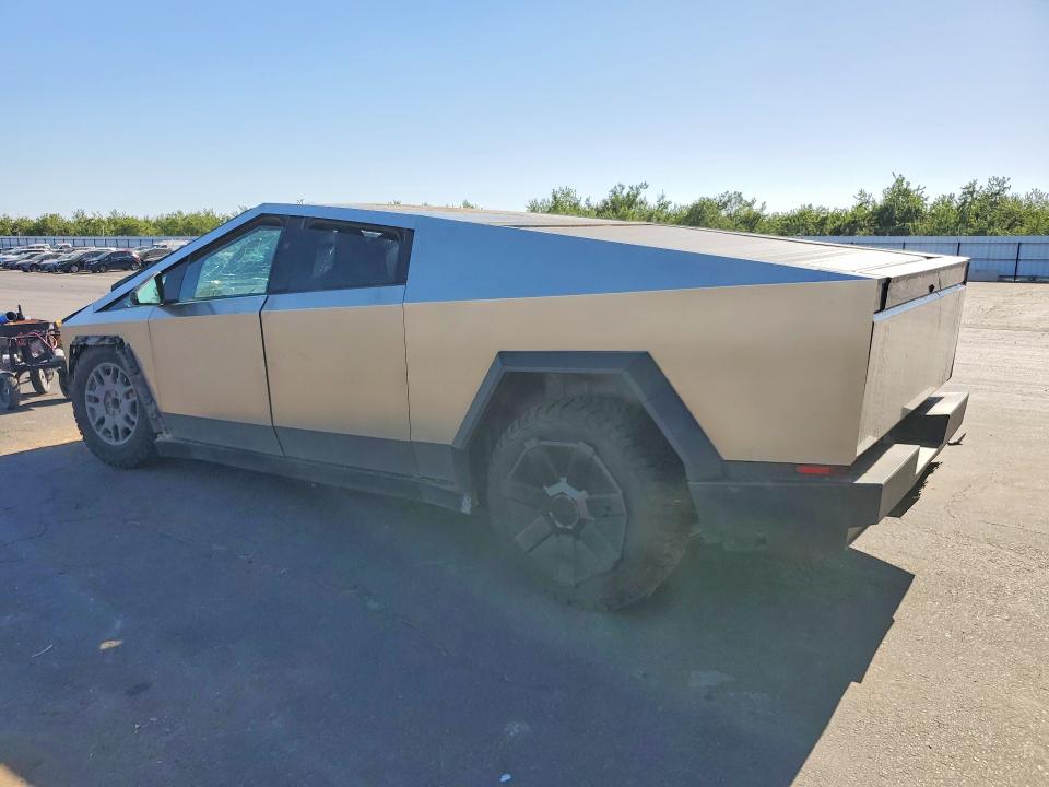 2024 Tesla Cybertruck VIN 7G2CEHED6RA026989 COPART salvage auction — FRONT END, Ca - Salvage Certificate, sold $25,000 on 2026-07-02 (photo 2)