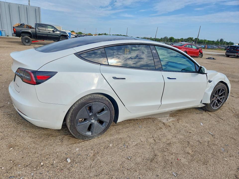 2022 Tesla Model 3 VIN 5YJ3E1EB0NF110781 COPART salvage auction — FRONT END, Fl - Cert Of Title Slvg Rebuildable, sold $9,000 on 2026-07-09 (photo 3)