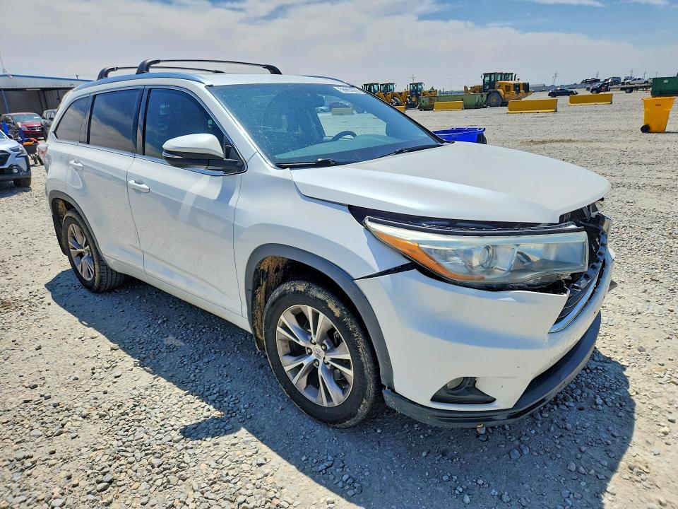 2015 Toyota Highlander VIN 5TDJKRFH7FS142139 COPART salvage auction — FRONT END, Co - Public - Salvage Title, sold $6,100 on 2026-07-04 (photo 4)