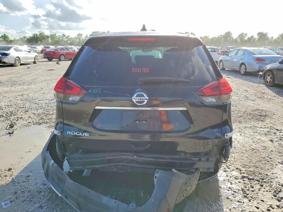 2017 Nissan Rogue VIN KNMAT2MT6HP617496 COPART salvage auction — REAR END, Tx - Salvage Vehicle Title, sold $1,750 on 2026-07-31 (photo 6)