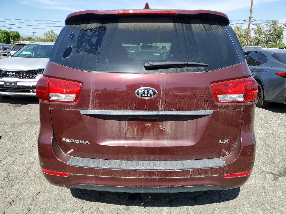 2017 Kia SEDONA VIN KNDMB5C18H6266288 COPART salvage auction — MINOR DENT/SCRATCHES, CA - DIS/DLR/EXP ONLY CLEAN TITLE, sold $1,650 on 2026-07-20 (photo 6)