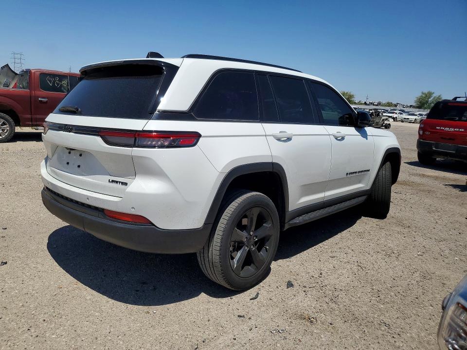 2023 Jeep Cherokee VIN 1C4RJGBG4PC511971 COPART salvage auction — UNDERCARRIAGE, Az - Cert Of Title - Salvage, sold $11,200 on 2026-07-31 (photo 3)
