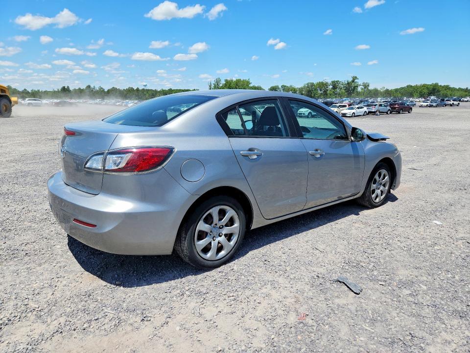 2013 Mazda 3 VIN JM1BL1TG1D1774790 COPART salvage auction — FRONT END, Va - Cert Of Title - Salvage, sold $625 on 2026-07-08 (photo 3)