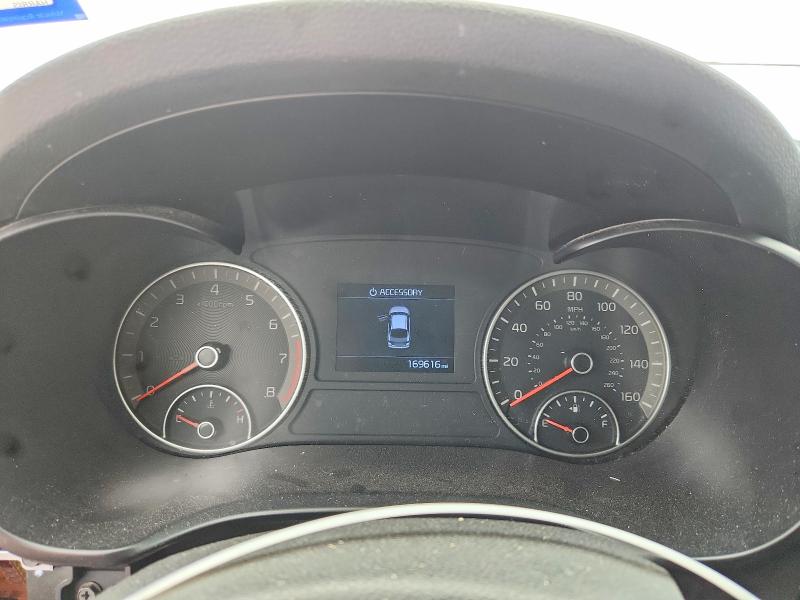 2020 Kia Optima VIN 5XXGT4L31LG391147 COPART salvage auction — FRONT END, TX - CERTIFICATE OF TITLE, sold $90 on 2026-07-28 (photo 9)