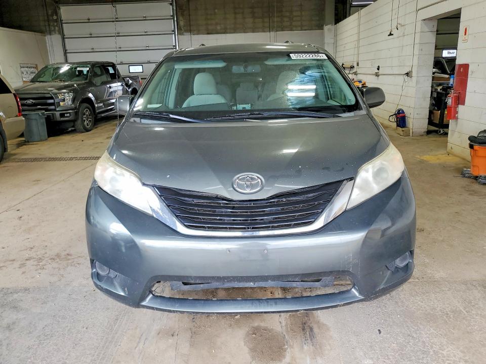 2012 Toyota Sienna VIN 5TDKK3DC2CS192953 COPART salvage auction — MECHANICAL, Wv - Certificate Of Title, sold $1,550 on 2026-07-28 (photo 5)