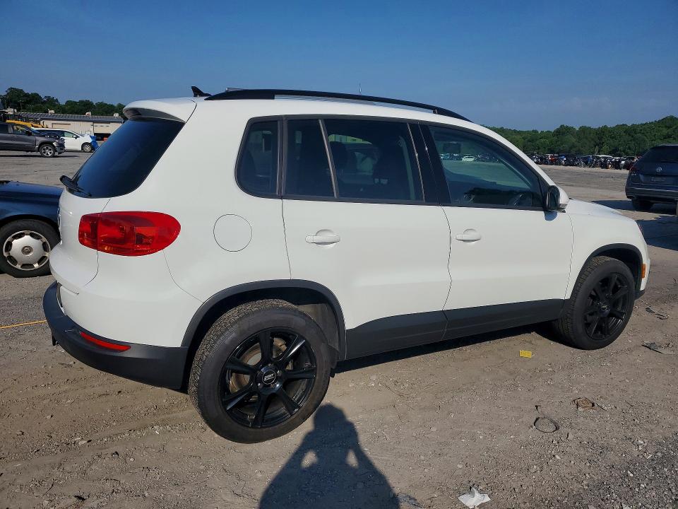 2017 Volkswagen Tiguan VIN WVGBV7AX2HK049114 COPART salvage auction — MINOR DENT/SCRATCHES, Pa - Cert Of Title, sold $4,000 on 2026-08-17 (photo 3)
