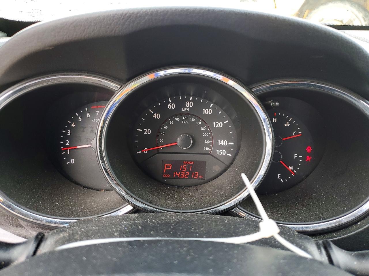 2011 Kia Sorento VIN 5XYKU3A14BG147389 COPART salvage auction — Front End, KY - CERT OF TITLE-SALVAGE, sold $1,700 on 2026-07-02 (photo 9)