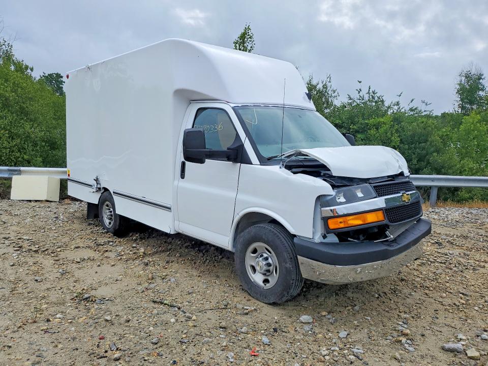 2023 Chevrolet Express 3500 VIN 1GB0GRFP3P1145899 COPART salvage auction — FRONT END, Nh - Certificate Of Title, sold $7,400 on 2026-07-14 (photo 4)
