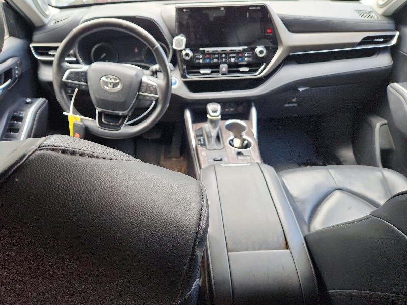 2021 Toyota Highlander hybrid VIN 5TDDBRCH4MS016495 COPART salvage auction — SIDE, Wa - Vehicle Cert Of Ownership-Titl, sold $10,200 on 2026-07-14 (photo 8)