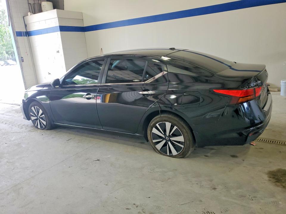 2021 Nissan VIN 1N4BL4DW1MN302644 COPART salvage auction — FRONT END, Va - Cert Of Title - Salvage, sold $2,600 on 2026-07-02 (photo 2)
