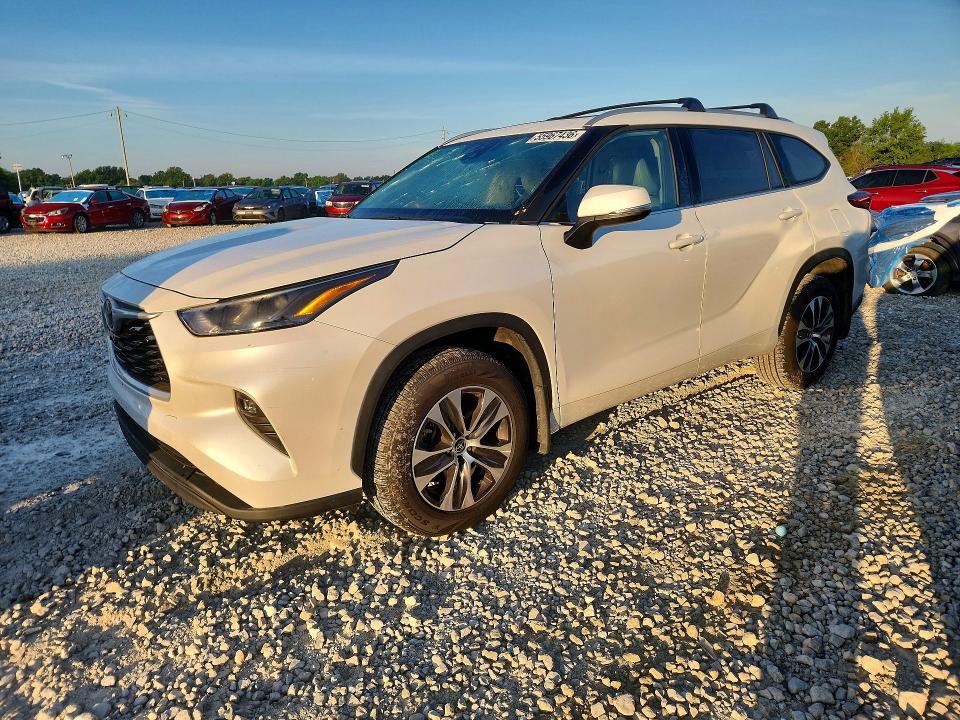 2022 Toyota Highlander VIN 5TDHZRBH2NS253762 COPART salvage auction — HAIL, Mo - Salvage Certificate Of Title, sold $22,100 on 2026-07-29 (photo 1)