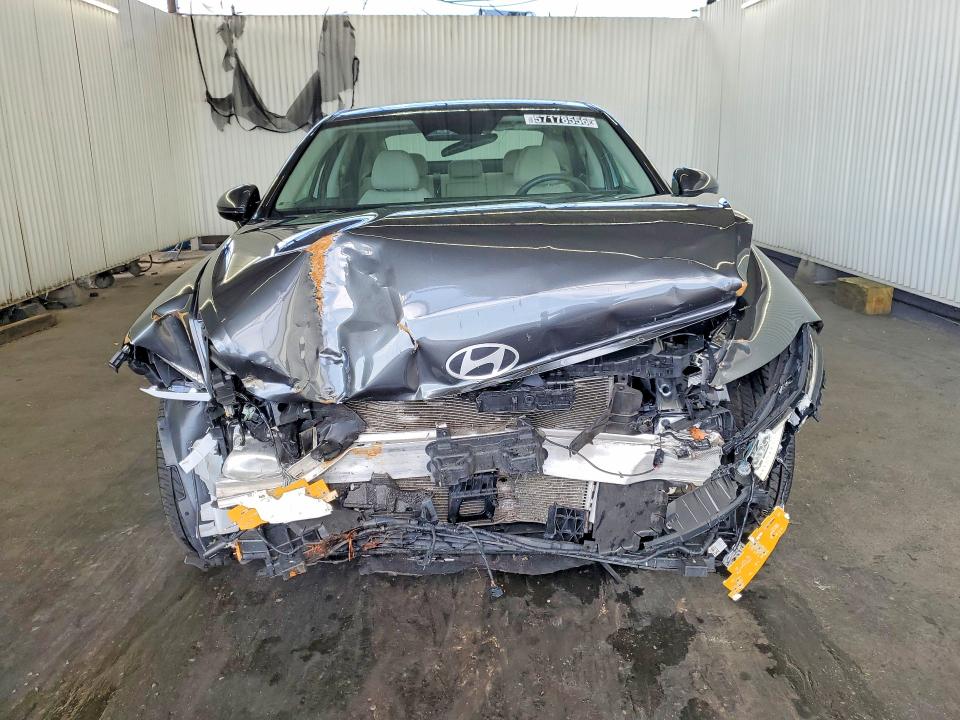 2025 Hyundai Sonata VIN KMHL64JA3SA429877 COPART salvage auction — FRONT END, Fl - Certificate Of Destruction, sold $4,500 on 2026-07-06 (photo 5)