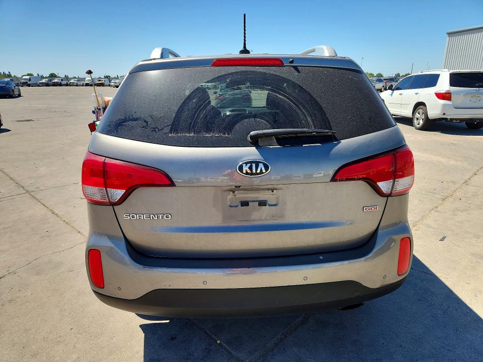 2015 Kia Sorento VIN 5XYKT4A64FG581399 COPART salvage auction — FRONT END, CA - SALVAGE CERTIFICATE, sold $2,350 on 2026-07-27 (photo 6)