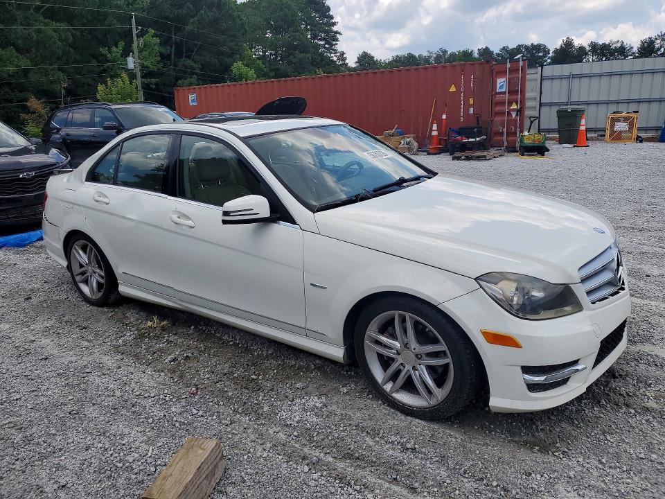 2012 Mercedes-benz C-klasse VIN WDDGF4HB4CR194211 COPART salvage auction — REAR END, Ga - Cert Of Title-Salvage, sold $775 on 2026-08-10 (photo 4)