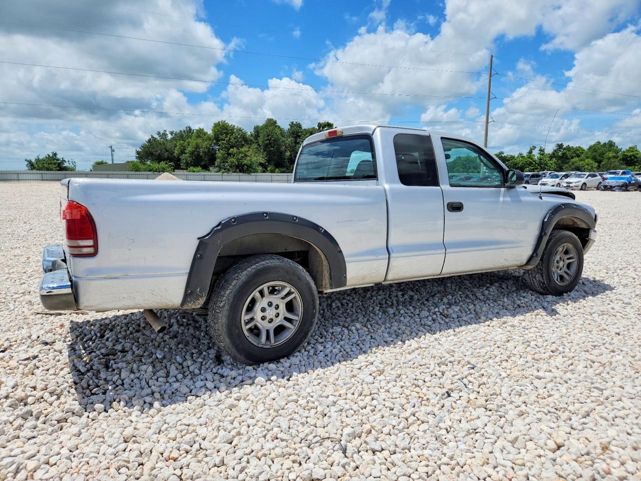 2003 Dodge Dakota VIN 1D7HL42X83S126469 COPART salvage auction — Front End, TX - SALVAGE VEHICLE TITLE, sold $125 on 2026-07-09 (photo 3)