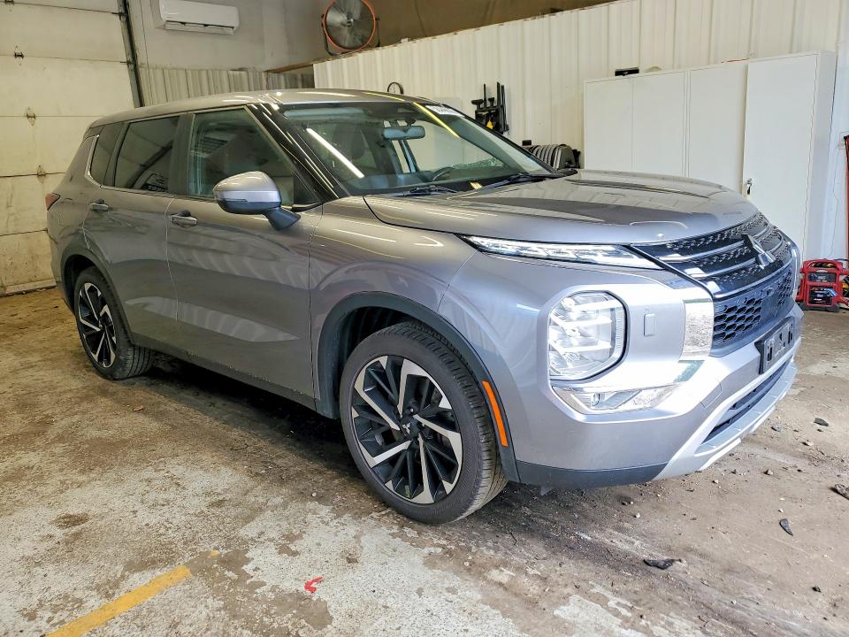 2023 Mitsubishi VIN JA4J4UA85PZ024525 COPART salvage auction — SIDE, Me - Cert Of Title-Salvage Collisio, sold $5,000 on 2026-07-30 (photo 4)