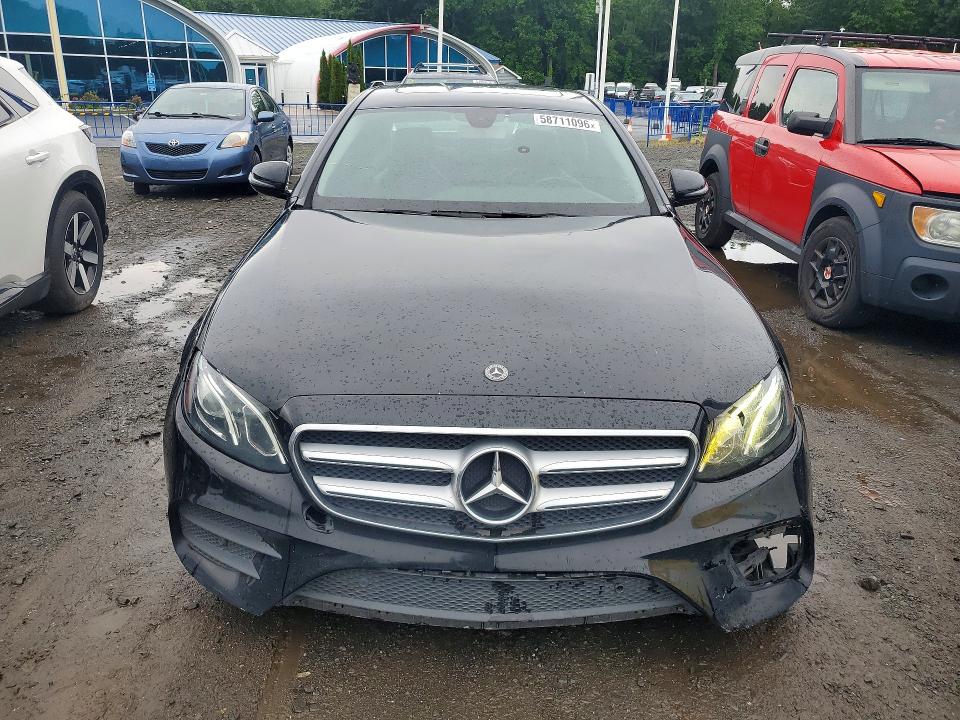 2018 Mercedes-benz E-klasse VIN WDDZF4JB5JA382640 COPART salvage auction — UNDERCARRIAGE, Tx - Certificate Of Title (P), sold $9,100 on 2026-07-23 (photo 5)