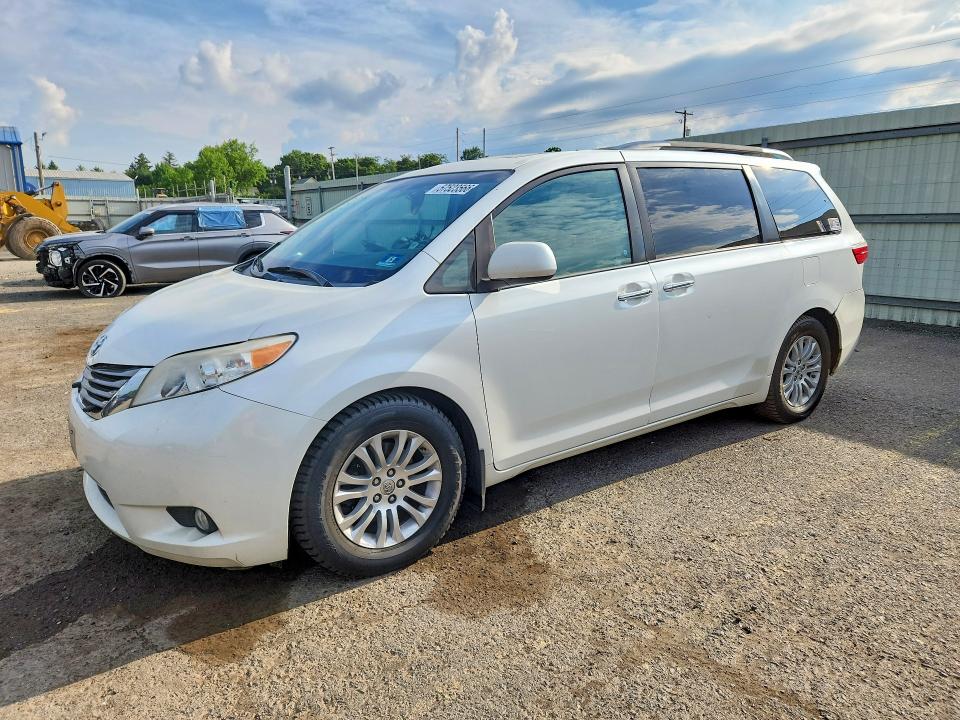 2016 Toyota Sienna VIN 5TDYK3DC8GS736064 COPART salvage auction — REAR END, PA - CERTIFICATE OF SALVAGE, sold $175 on 2026-07-31 (photo 1)