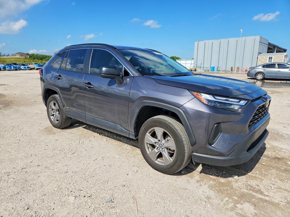 2024 Toyota Rav4 VIN 4T3LWRFV7RU119935 COPART salvage auction — MINOR DENT/SCRATCHES, Fl - Cert Of Title-Flood & Rebuilt, sold $9,400 on 2026-07-02 (photo 4)