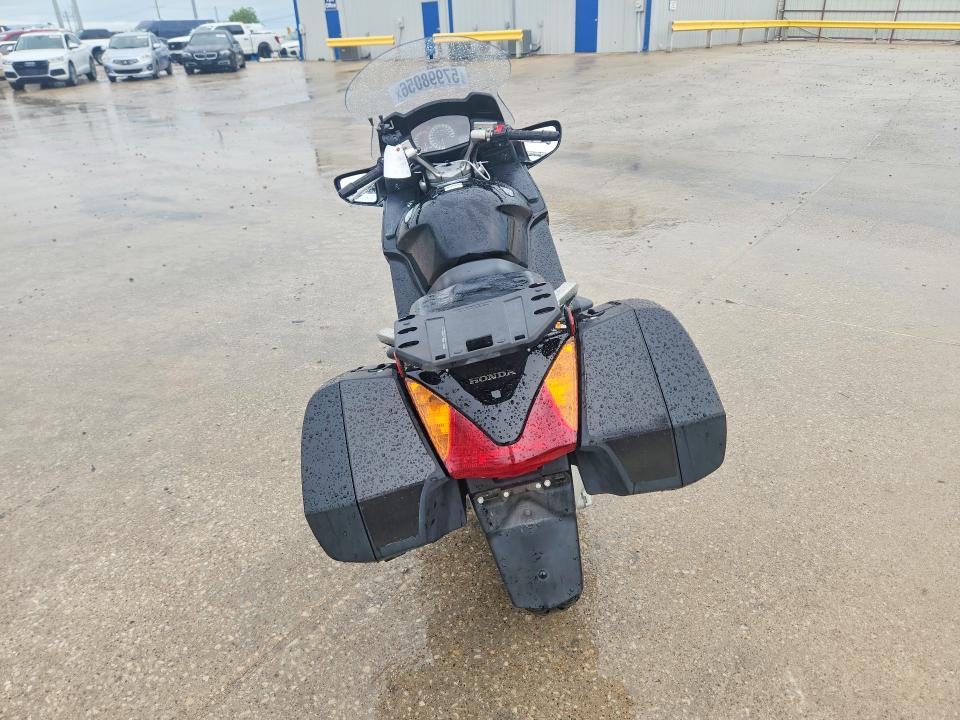 2006 Honda St1300 VIN JH2SC51466M400023 COPART salvage auction — WATER/FLOOD, Tx - Salvage Title-Flood Damage, sold $1,000 on 2026-07-23 (photo 4)