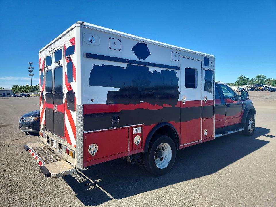 2017 Ford F-550 super duty VIN 1FD0X5HT2HED81058 COPART salvage auction — MINOR DENT/SCRATCHES, Ny - Certificate Of Title, sold $7,300 on 2026-07-29 (photo 3)