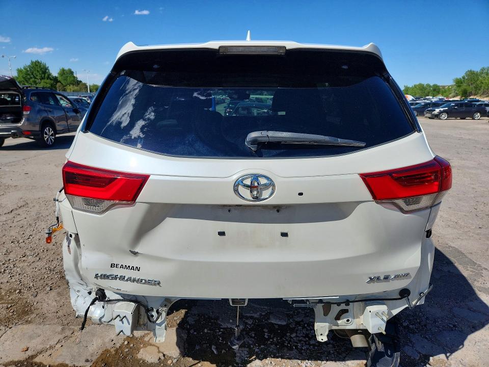 2017 Toyota VIN 5TDJZRFH0HS382731 COPART salvage auction — REAR END, Tn - Salvage Certificate, sold $10,900 on 2026-07-13 (photo 6)
