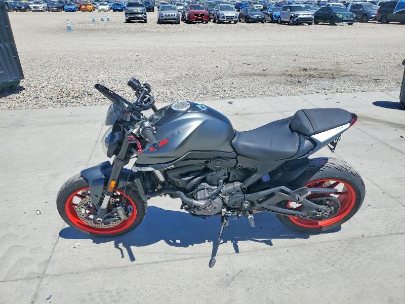 2022 Ducati VIN ZDMMAMDT7NB006372 COPART salvage auction — FRONT END, Ut - Salvage Certificate, sold $1,950 on 2026-07-16 (photo 3)