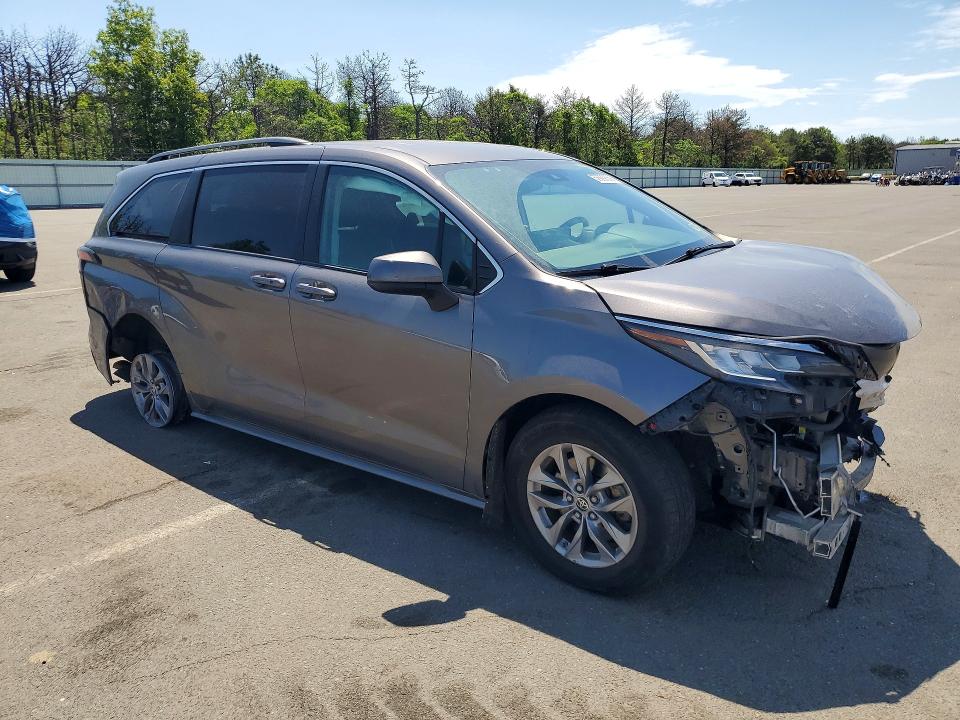 2022 Toyota Sienna VIN 5TDKRKEC9NS110756 COPART salvage auction — FRONT END, Salvage Title, sold $7,500 on 2026-07-20 (photo 4)