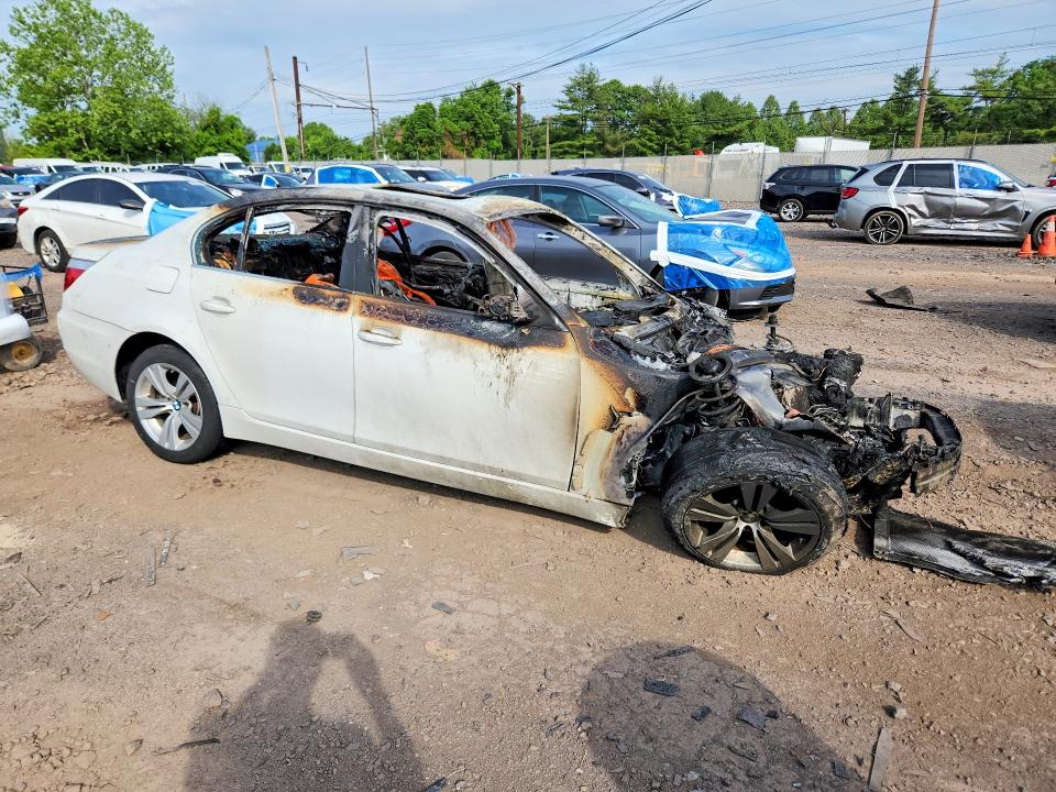 2009 BMW 5 series VIN WBANU53539C117403 COPART salvage auction — BURN, PA - CERTIFICATE OF SALVAGE, sold $70 on 2026-07-15 (photo 4)