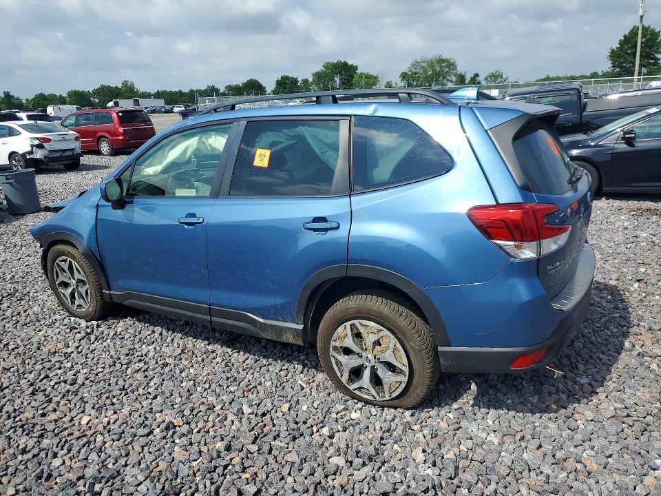 2022 Subaru Forester VIN JF2SKAEC8NH402662 COPART salvage auction — ROLLOVER, IN - CERT OF TITLE-SALVAGE TITLE, sold $1,450 on 2026-07-28 (photo 2)
