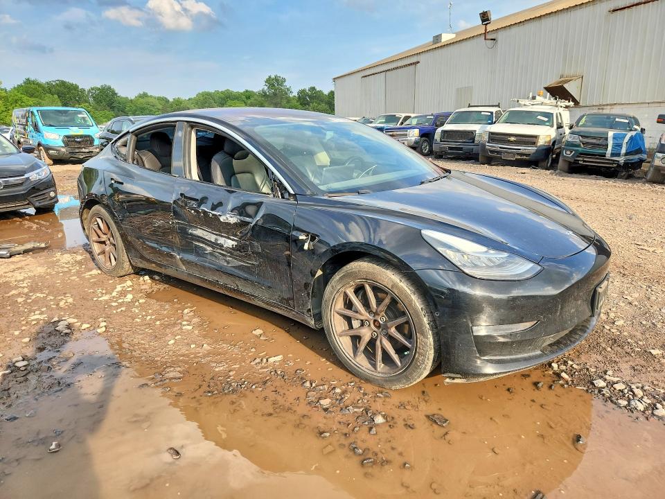 2018 Tesla Model 3 VIN 5YJ3E1EB6JF054064 COPART salvage auction — SIDE, Pa - Certificate Of Salvage, sold $4,850 on 2026-07-13 (photo 4)