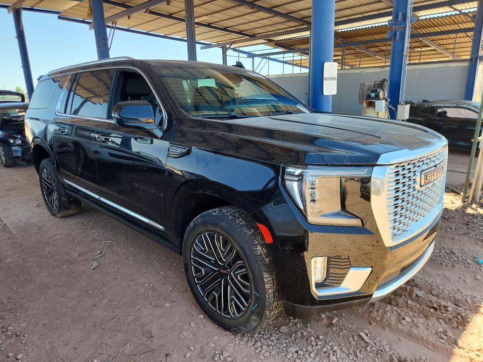 2023 Gmc Yukon VIN 1GKS2JKL3PR560816 COPART salvage auction — FRAME DAMAGE, Az - Cert Of Title- Non Repair, sold $22,600 on 2026-07-02 (photo 4)