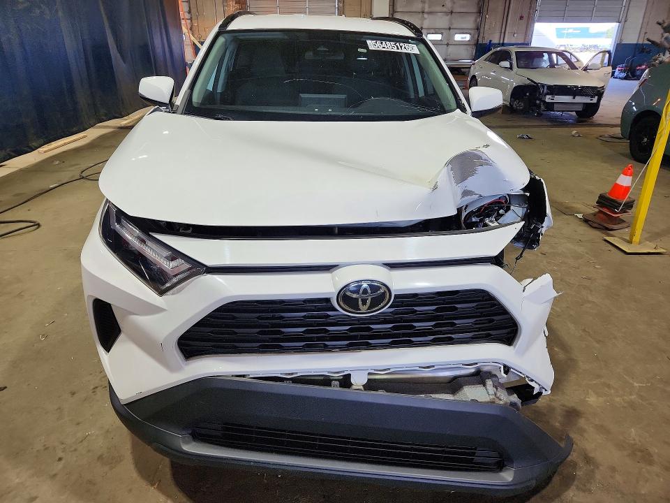 2022 Toyota Rav4 VIN 2T3W1RFVXNC184981 COPART salvage auction — FRONT END, Ms - Certificate Of Title, sold $11,000 on 2026-07-30 (photo 5)