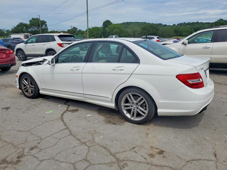 2014 Mercedes-benz C-klasse VIN WDDGF8AB9EG161107 COPART salvage auction — FRONT END, Salvage Title, sold $1,750 on 2026-07-20 (photo 2)