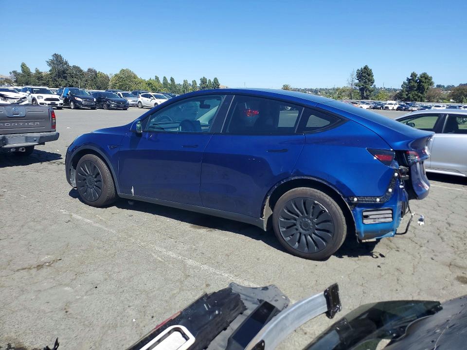 2022 Tesla Model y VIN 7SAYGDEE6NF344891 COPART salvage auction — REAR END, Ca - Salvage Certificate, sold $11,000 on 2026-07-06 (photo 2)