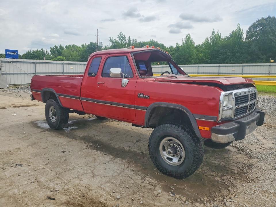 1992 Dodge D/w series VIN 3B7KM23C0NM541732 COPART salvage auction — ROLLOVER, Tn - Salvage Certificate, sold $6,600 on 2026-07-09 (photo 4)